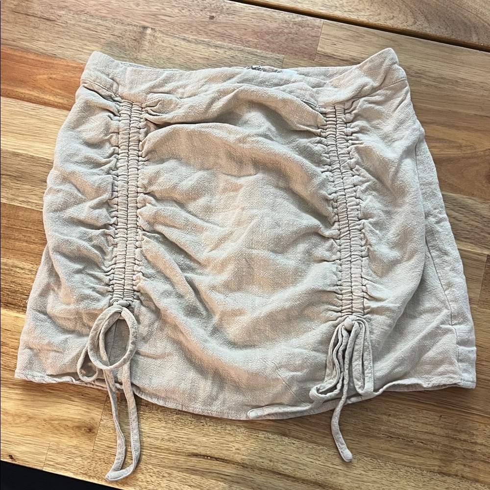 Le Lis Beige Ruched Mini Skirt